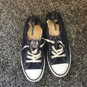 Converse slip on sneakers size 9 (scrunch back)